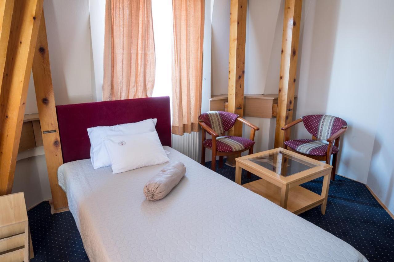 Garni Hotel Panorama Lux Nis Exterior photo