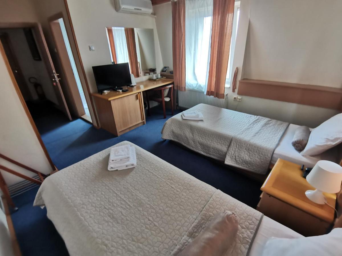 Garni Hotel Panorama Lux Nis Exterior photo