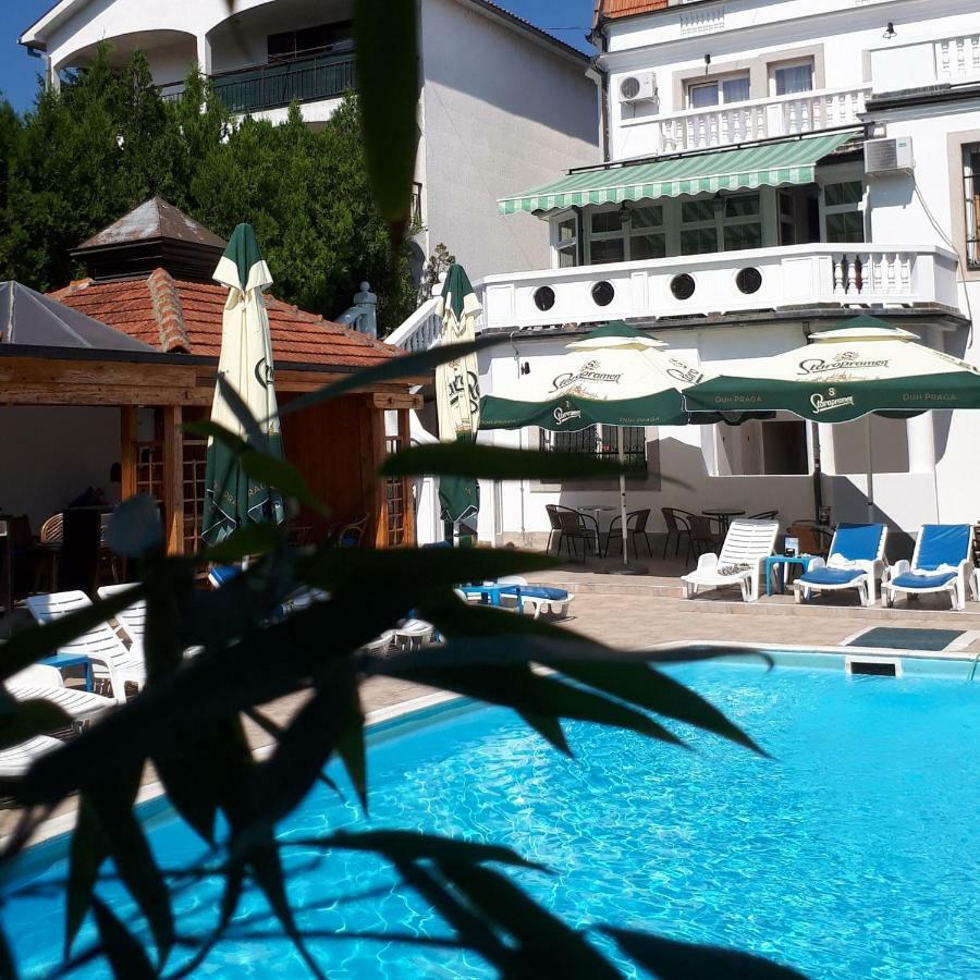 Garni Hotel Panorama Lux Nis Exterior photo
